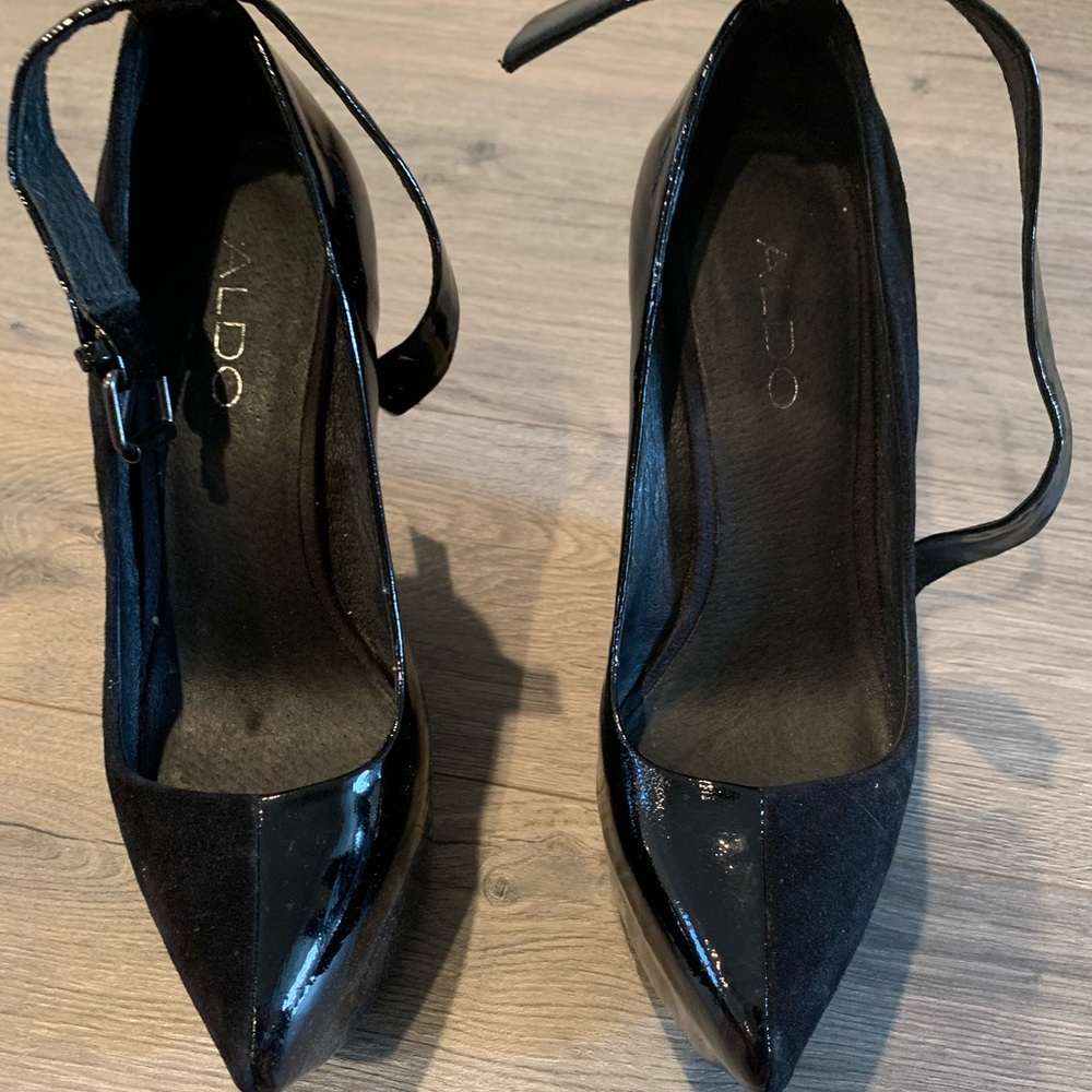 Aldo shoes! Half leather half suede wedge